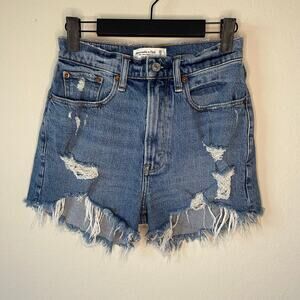 Abercrombie & Fitch Curve Love The Mom Short High Rise - Size 25/0